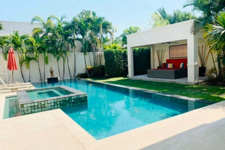 01-3-bed-luxury-pool-villa-for-sale-east-pattaya-80558SSEPH (2)