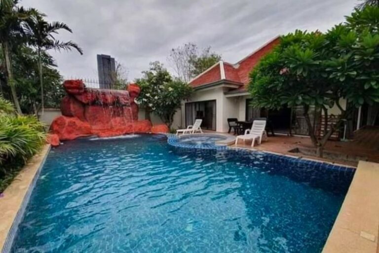 01-4 Bedroom Pool Villa for Rent in Jomtien Pattaya - 80674RRJTH (19)