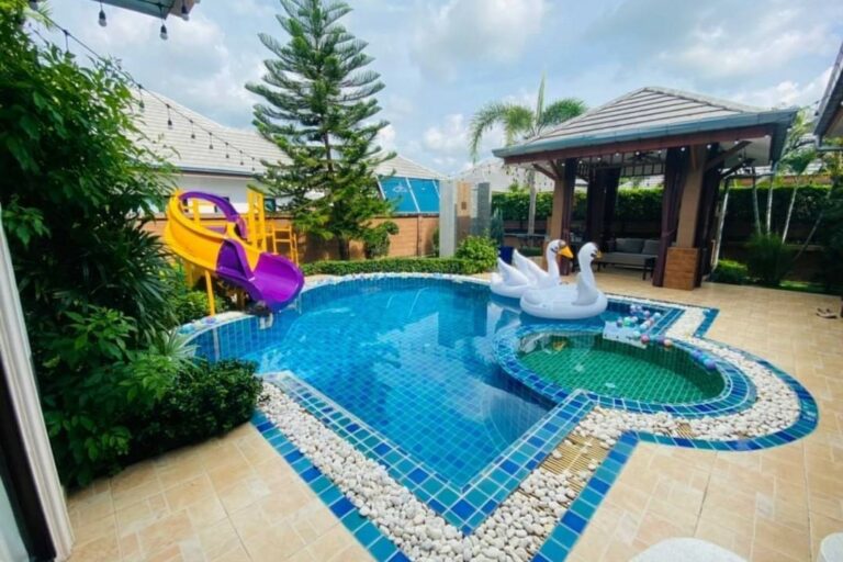 3 Bedroom Pool Villa for Sale in Na Jomtien Pattaya - 80436SSNJH (1)