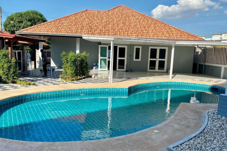 3 Bedroom Pool Villa for Sale in Thepprasit Pattaya - 80487SSSPH (1)