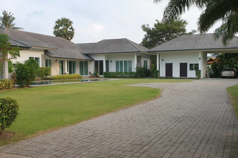 4 Bedroom Pool Villa for Sale in East Pattaya - 80303SSEPH (1)
