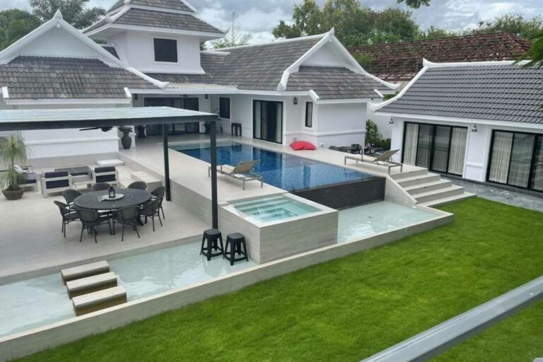 4 Bedroom Pool Villa for Sale in East Pattaya - 80349SSEPH (1)