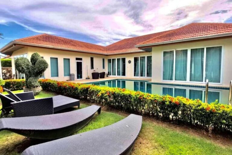4 Bedroom Pool Villa for Sale in Mabprachan East Pattaya - 80280SSEPH (1)