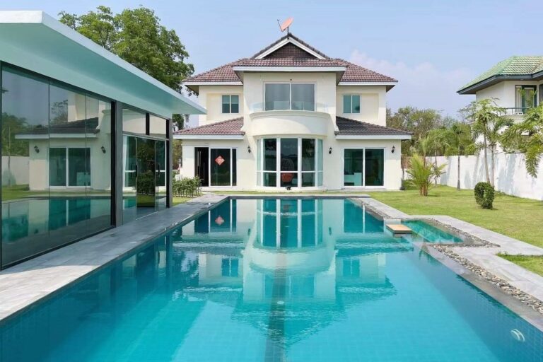 4 Bedroom Pool Villa for Sale in Na Jomtien Pattaya - 80272SSEPH (1)
