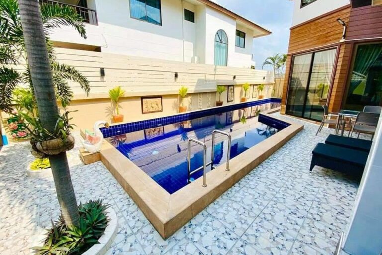 4 Bedroom pool villa for sale in south pattaya - 80504SSSPH (01)