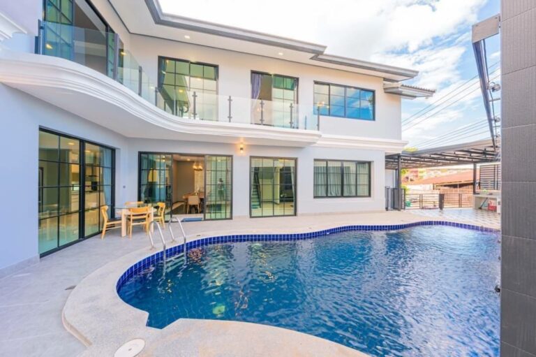 5 Bedroom Pool Villa for Sale in South Pattaya - 80513SSSPH (1)