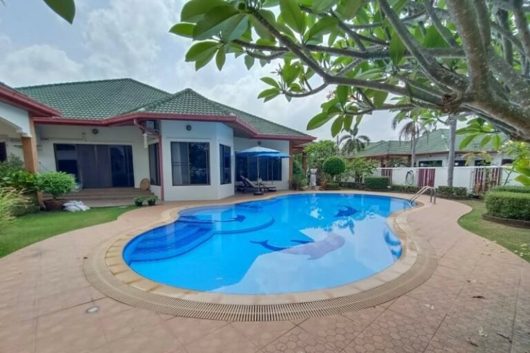 01-4-bed-pool-villa-for-sale-rent-east-pattaya-80695SREPH (7)