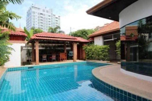 01-3-bedroom-pool-villa-for-sale-80864SSSPH (11)