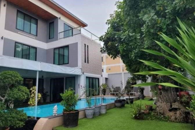 01-5-bed-house-for-sale-rent-east-pattaya-80783SSSPH (10)