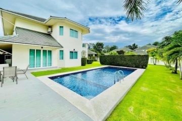 01-4 Bedroom 2 Story Pool Villa for Rent in Nong Pla Lai East Pattaya - 81528SREPH (17)