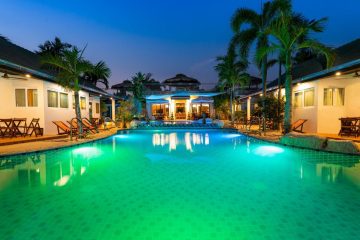 01-luxury-6-bed-pool-villa-sale-phoenix-golf-pattaya-80536SSHYH (5)