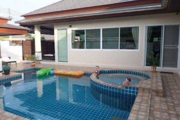 3 Bedroom Pool Villa for Sale in Huay Yai East Pattaya - 80253SSEPH (1)