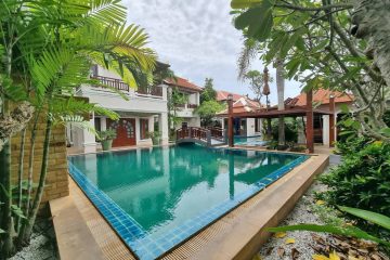 5 Bedroom Pool Villa for Sale in East Pattaya - 80355SSEPH (1)