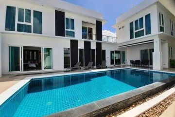 5 Bedroom Pool Villa for Sale in Jomtien Pattaya - 80414SSJTH (1)